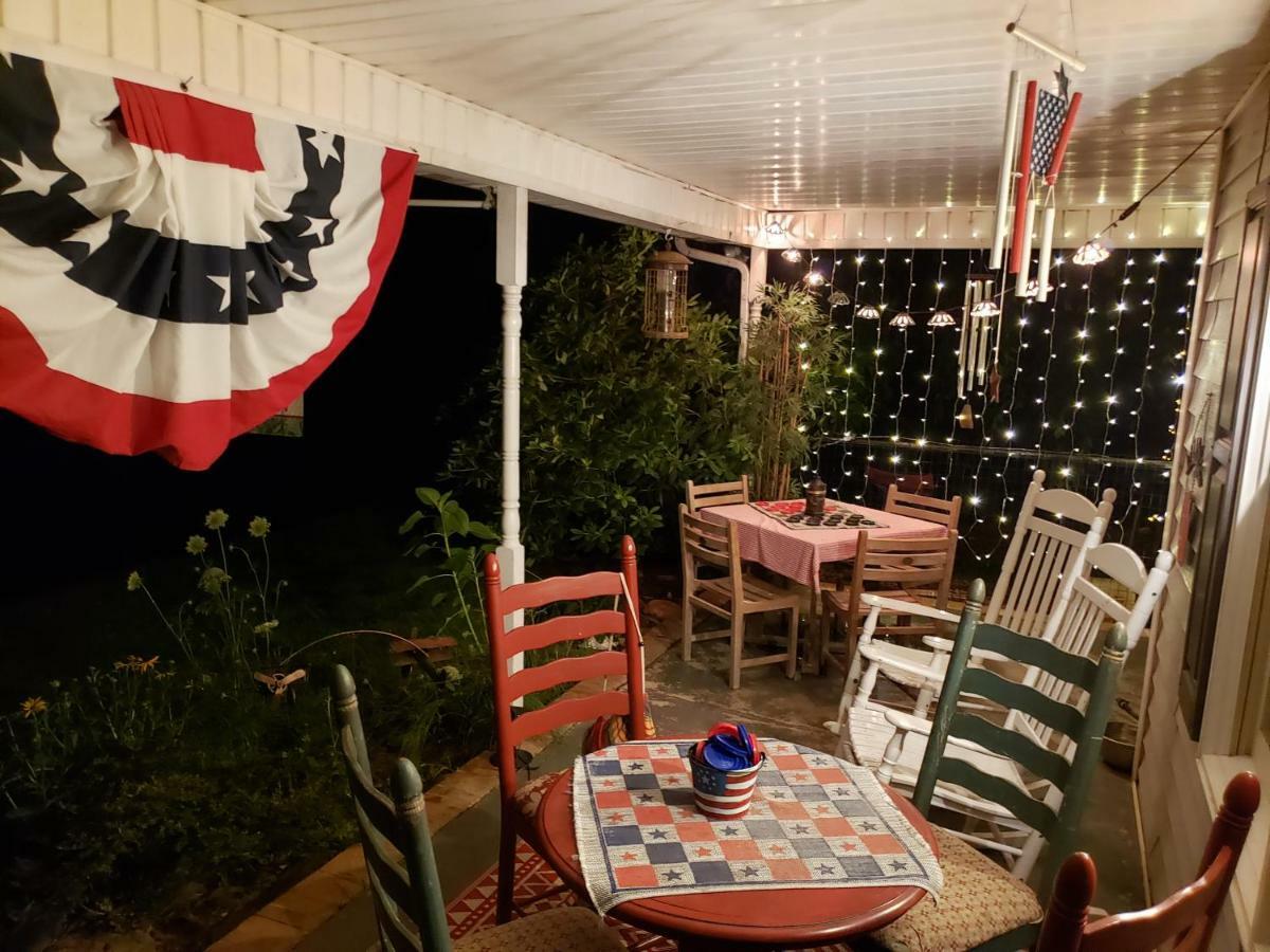 Blue Ridge Manor Bed And Breakfast Fancy Gap Экстерьер фото