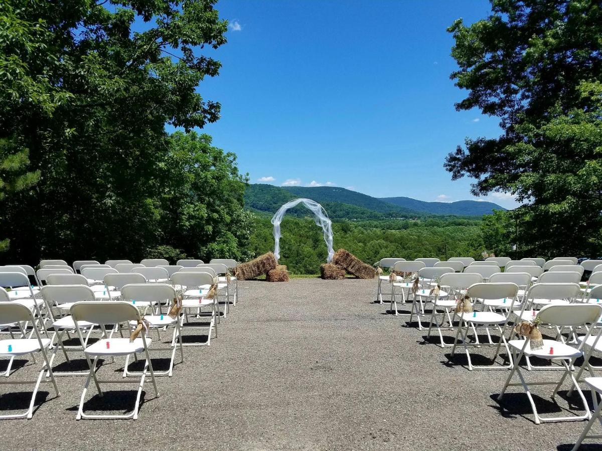Blue Ridge Manor Bed And Breakfast Fancy Gap Экстерьер фото
